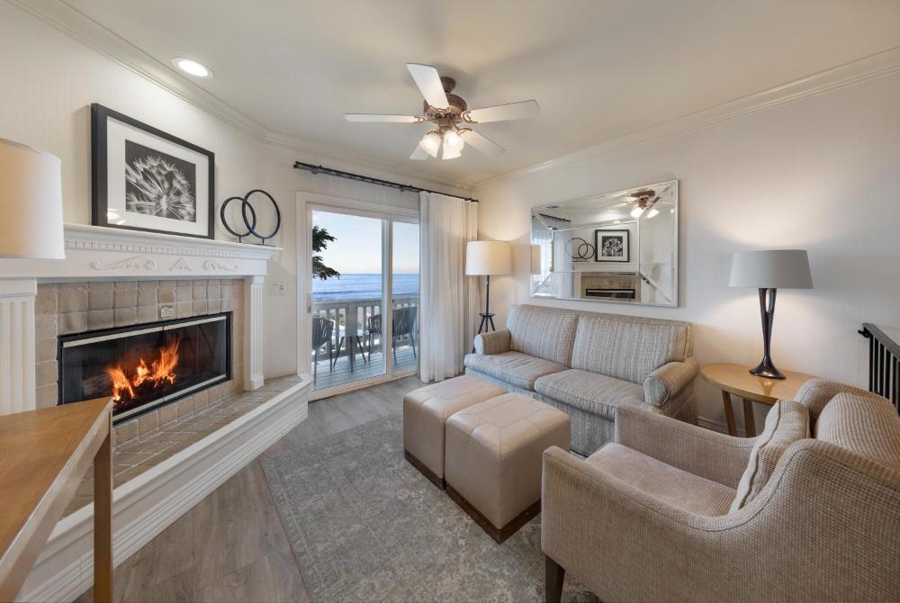 Two Queen Suite with Ocean View interior