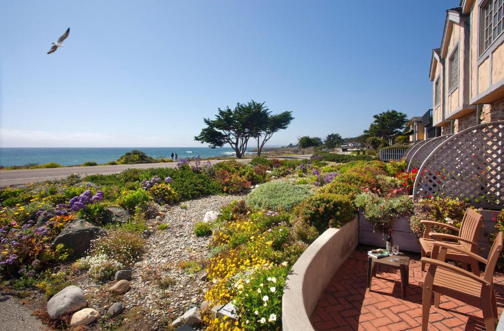 King Room with Patio and Ocean View interior